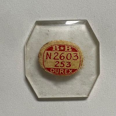 ILLINOIS - Octagon 26.0mm x 25.3mm DUREX