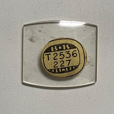 HAMILTON - Tonneau 25.3mm x 22.7mm