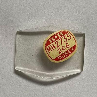 WALTHAM & ILLINOIS - Hexagon 27.3mm x 20.6mm DUREX