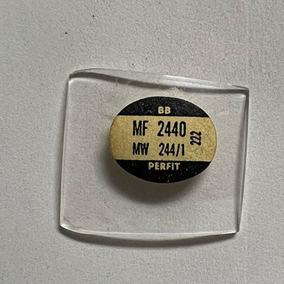 WITTNAUER - Fancy 24.4mm x 22.2mm
